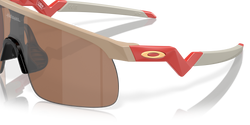 Image of Resistor Patrick Mahomes II Collection - Matte Terrain Tan | Prizm Tungsten