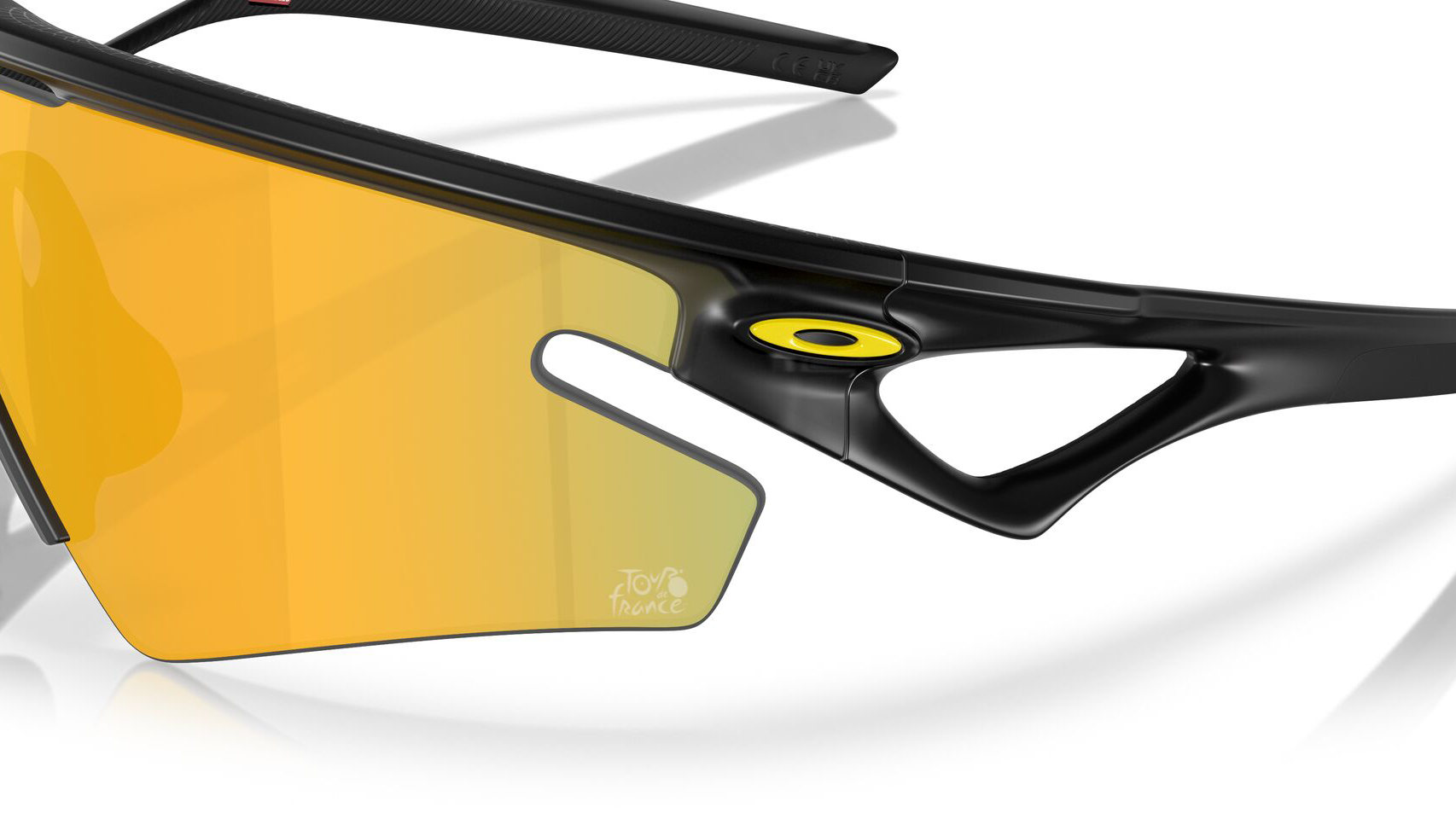 Image of Sphaera Slash Tour De France - Matte Black w/ Brick Padprint | Prizm 24K Polarized