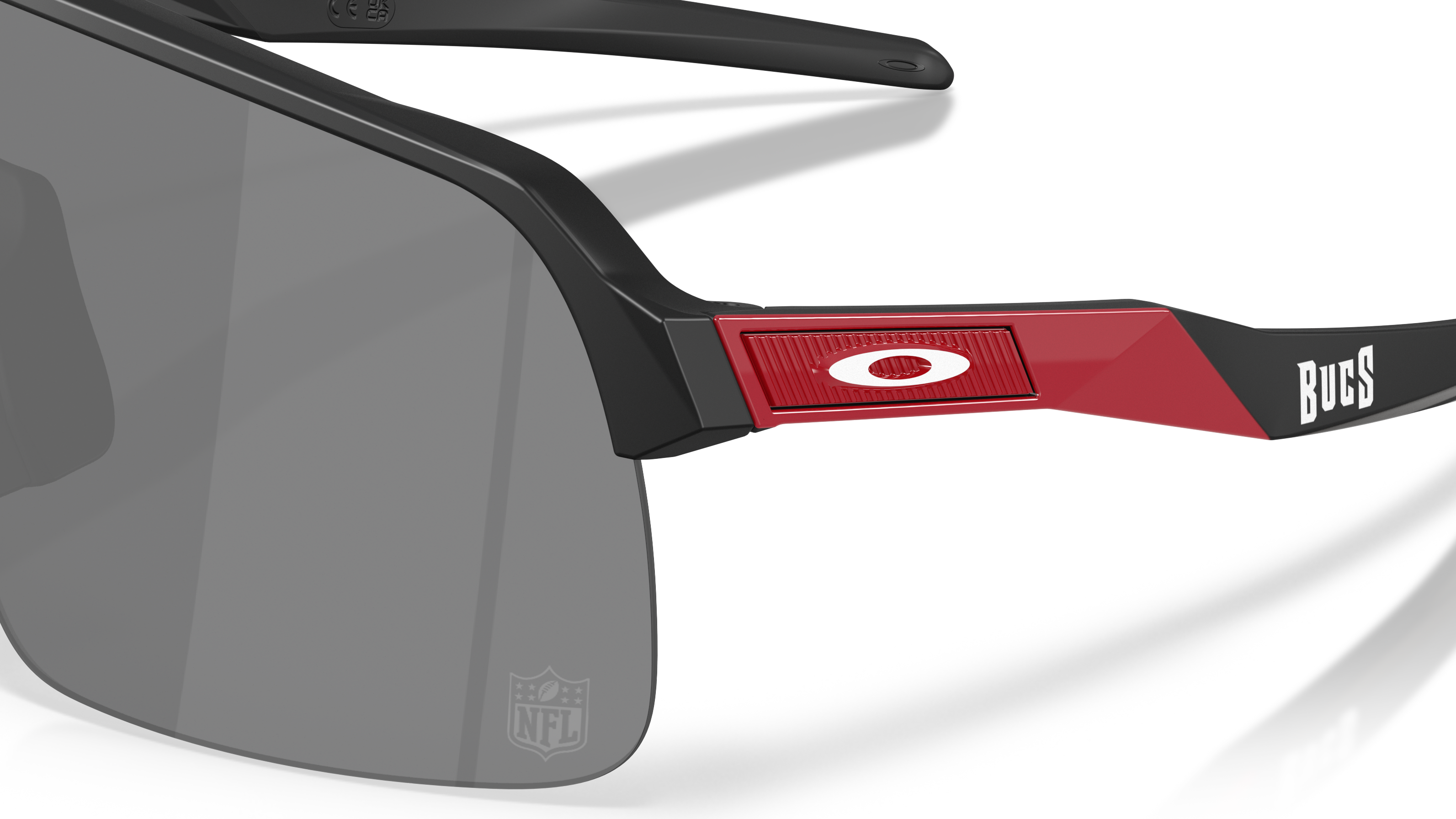 Image of Sutro Lite Tampa Bay Buccaneers - Matte Black | Prizm Black
