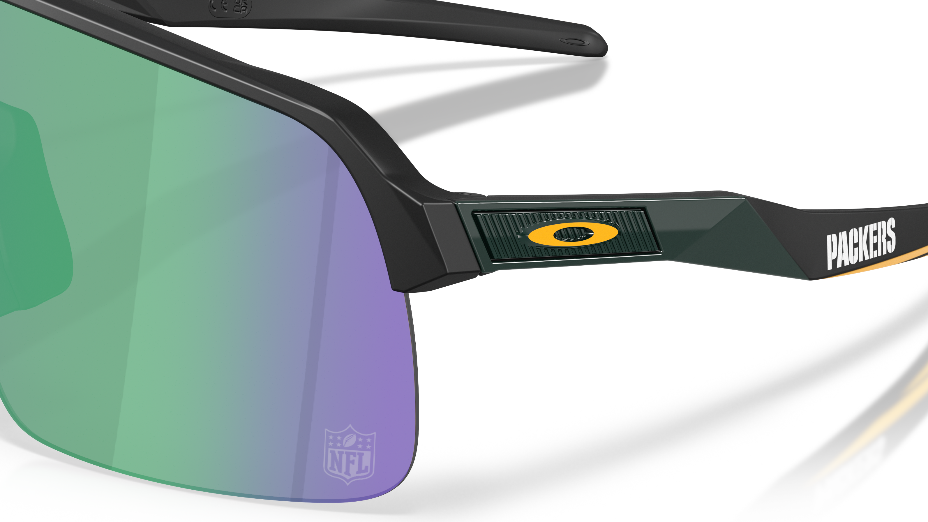 Image of Sutro Lite Green Bay Packers - Matte Black | Prizm Jade
