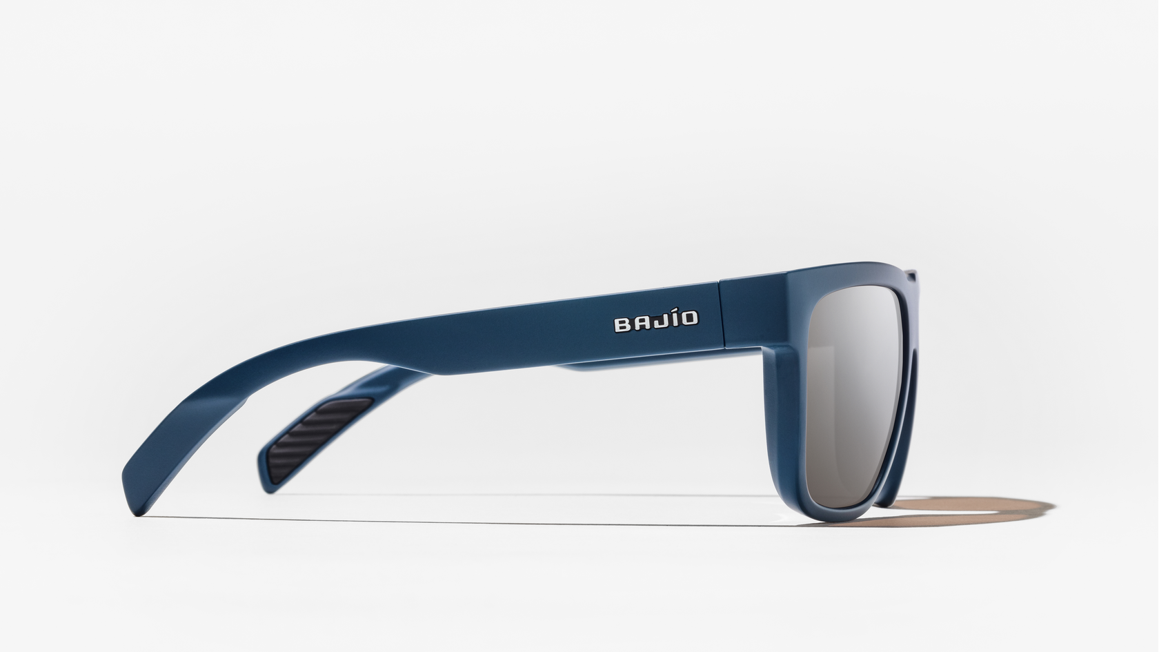 Image of Caballo - Blue Vin | Silver Mirror Glass