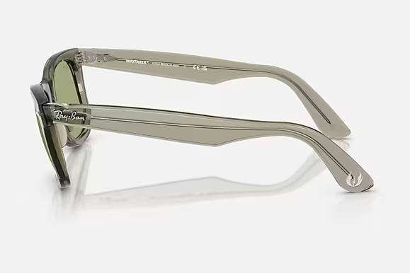 Image of STAR WARS - Master Yoda Wayfarer - Transparent Green | Bottle Green