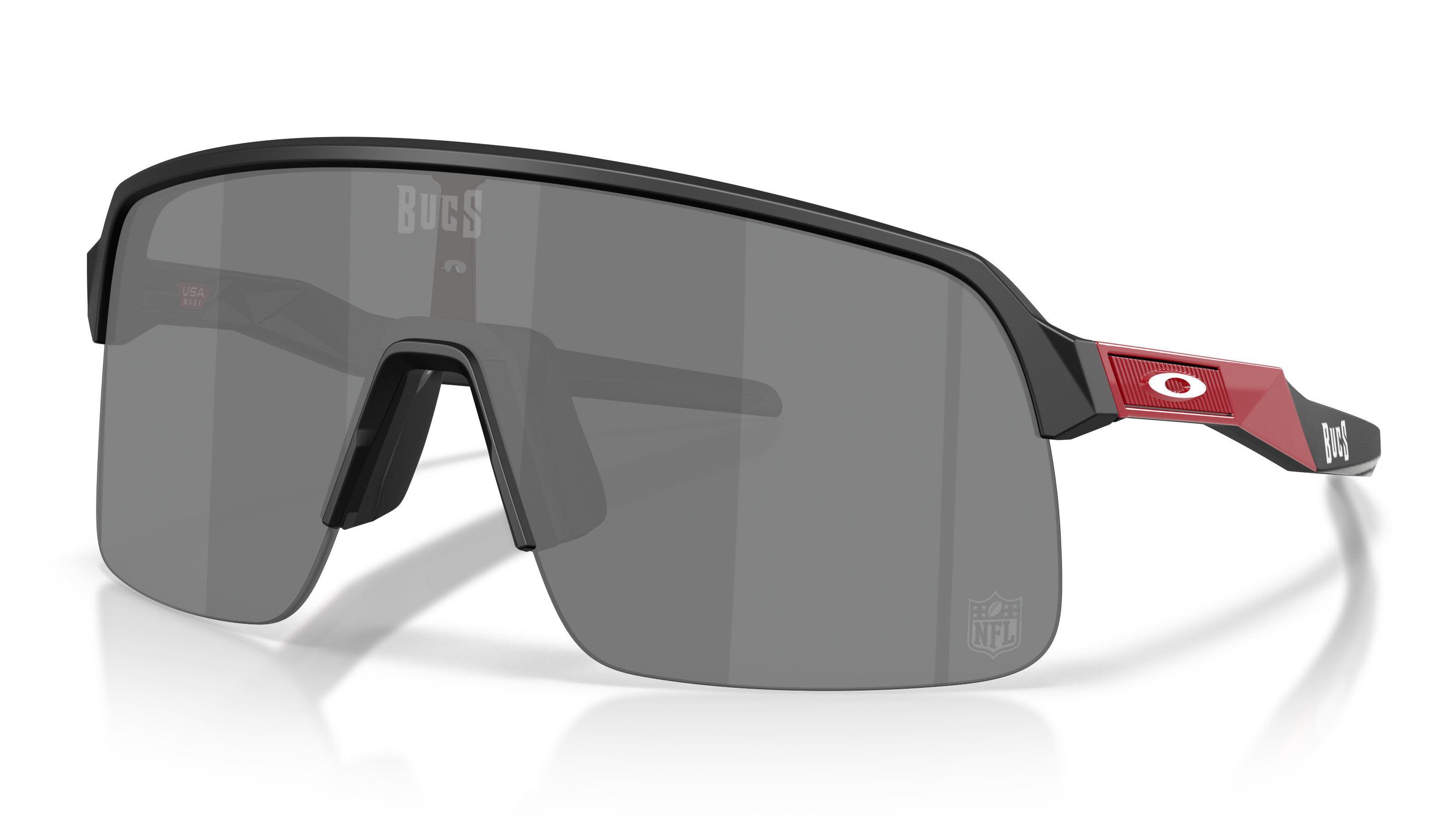 Image of Sutro Lite Tampa Bay Buccaneers - Matte Black | Prizm Black