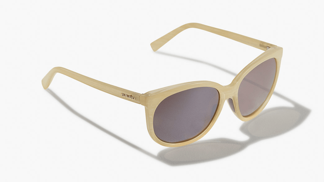 Image of Casuarina - Strand | Cuda Silver Mirror Polycarbonate - Sunglass World