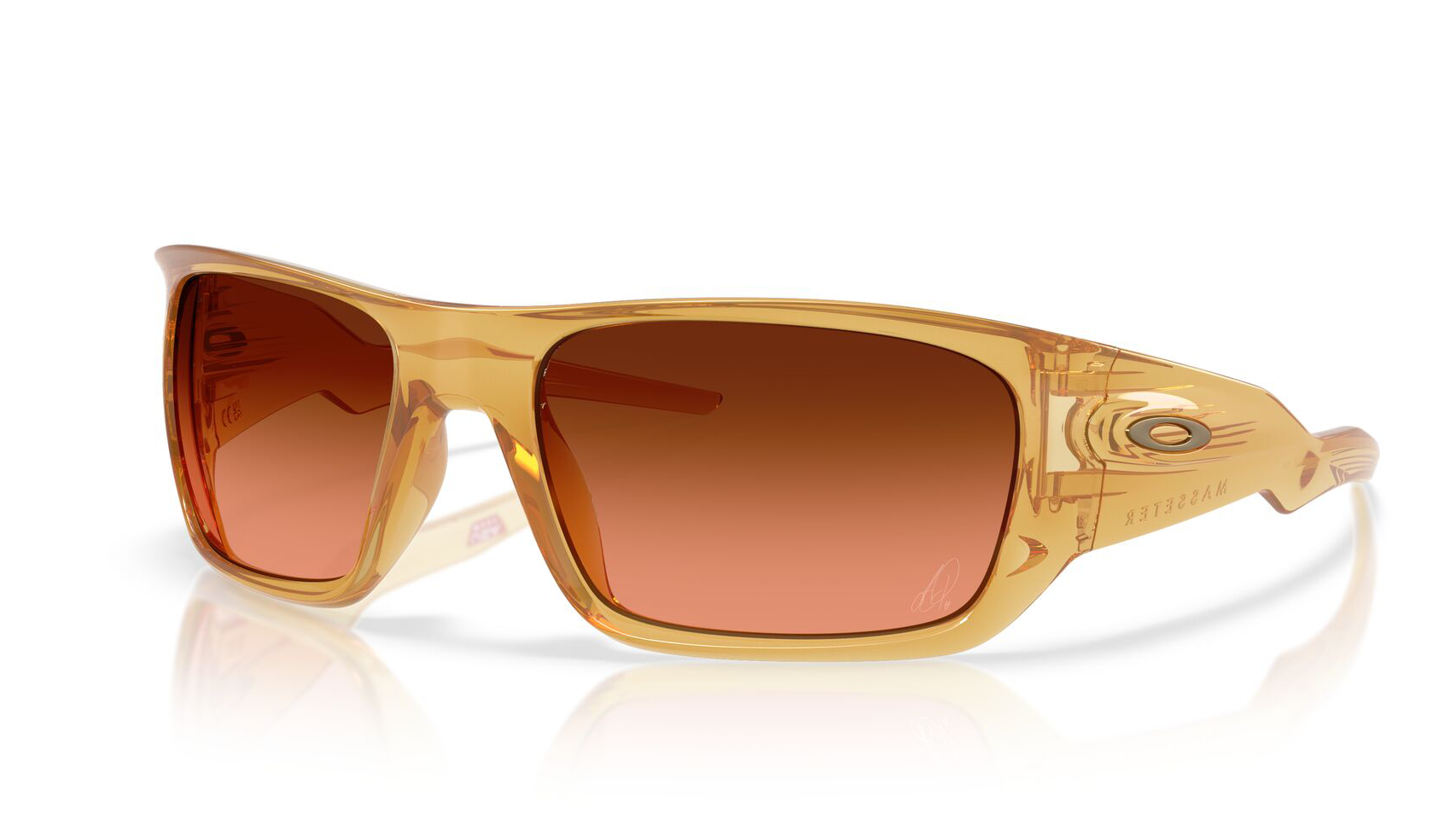 Image of Masseter Alexia Putellas - Translucent Light Curry | Prizm Brown Gradient