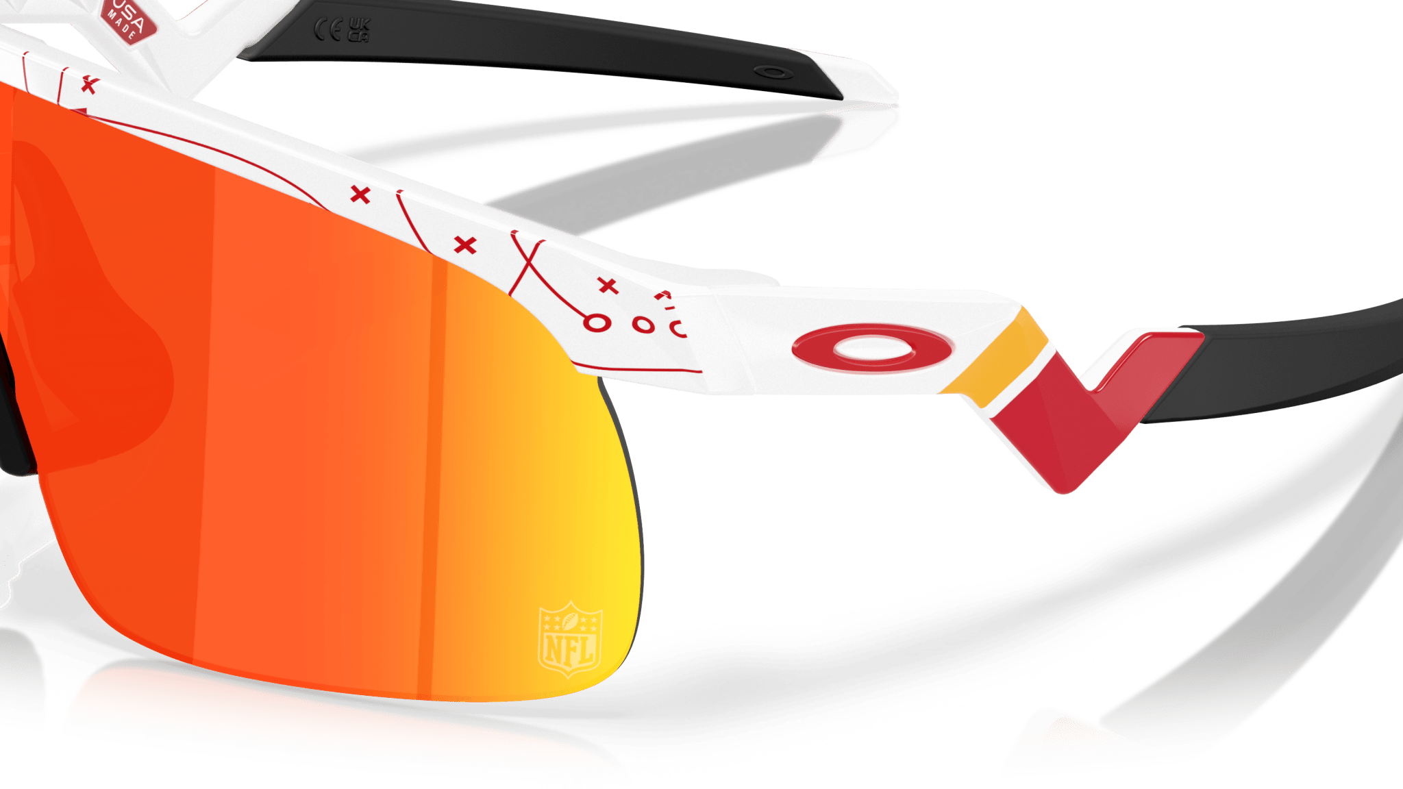 Image of Resistor Kansas City Chiefs - White | PRIZM Ruby (Youth Fit) - Sunglass World